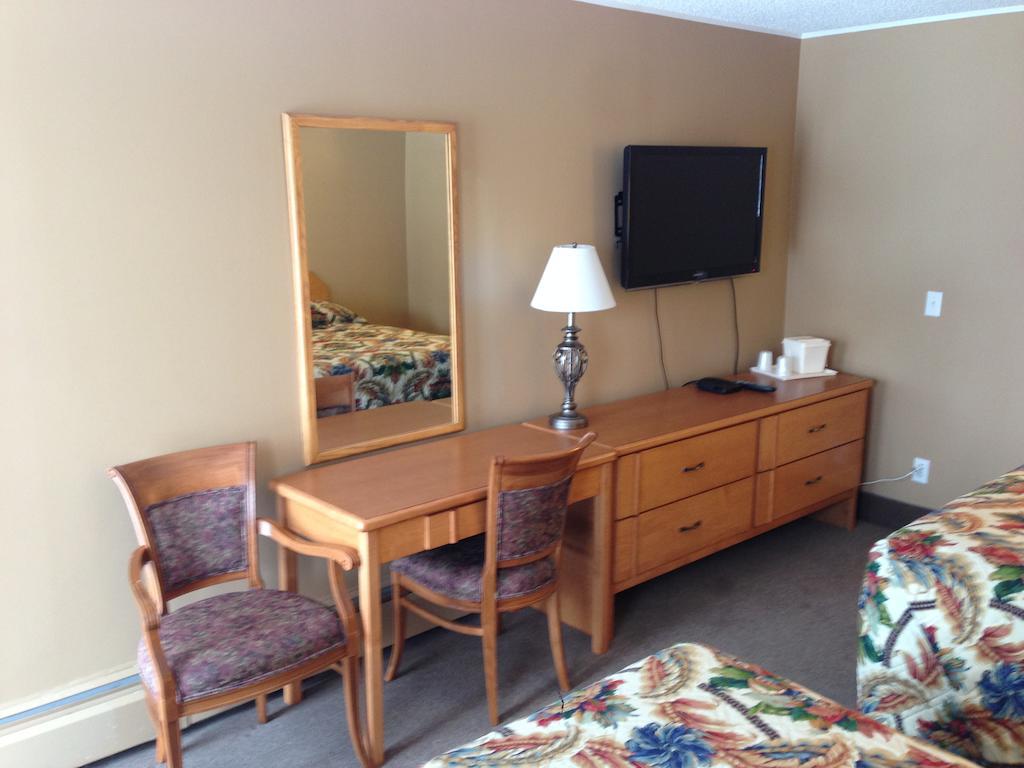 Travelodge By Wyndham Moose Jaw Eksteriør bilde