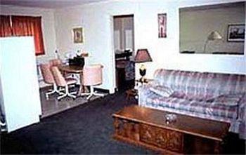 Travelodge By Wyndham Moose Jaw Rom bilde